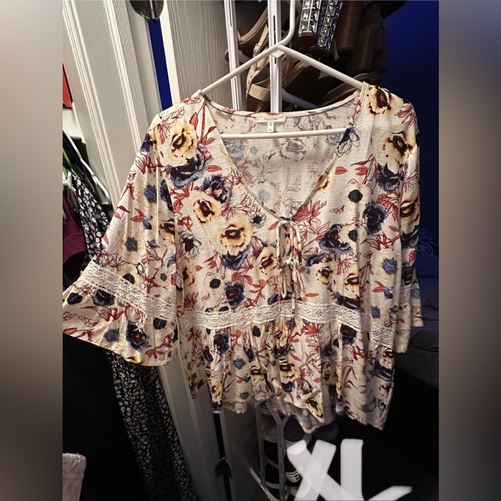 Women’s floral top
